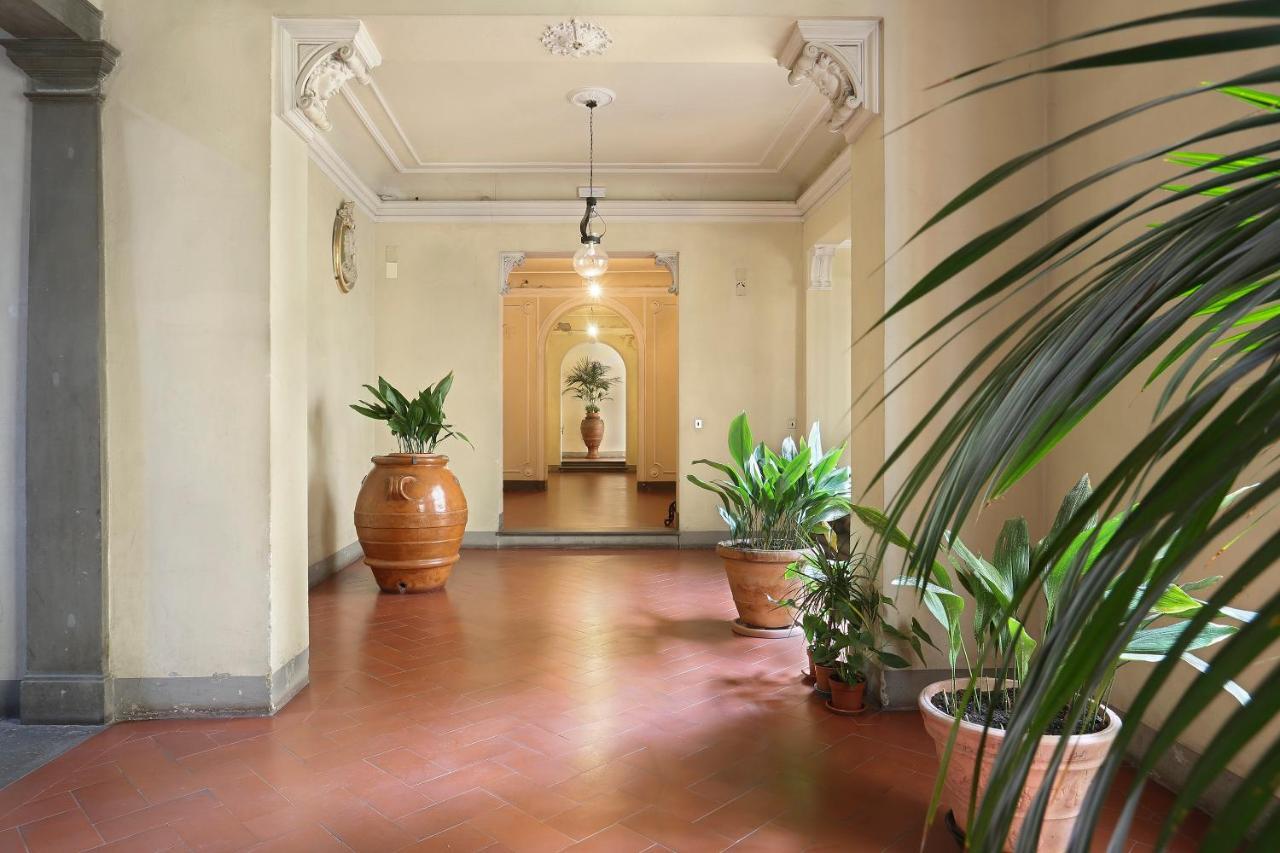 Apt. Melograno - Pauline Suites, Palazzo Borghese Florenz Exterior foto
